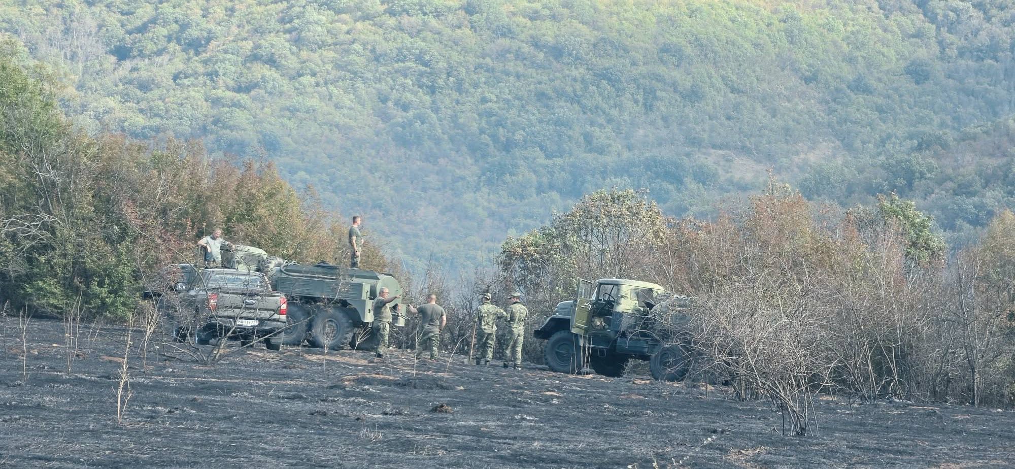 Пожарът край Беляковец е локализиран